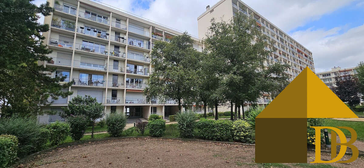 Appartement à MAISONS-ALFORT