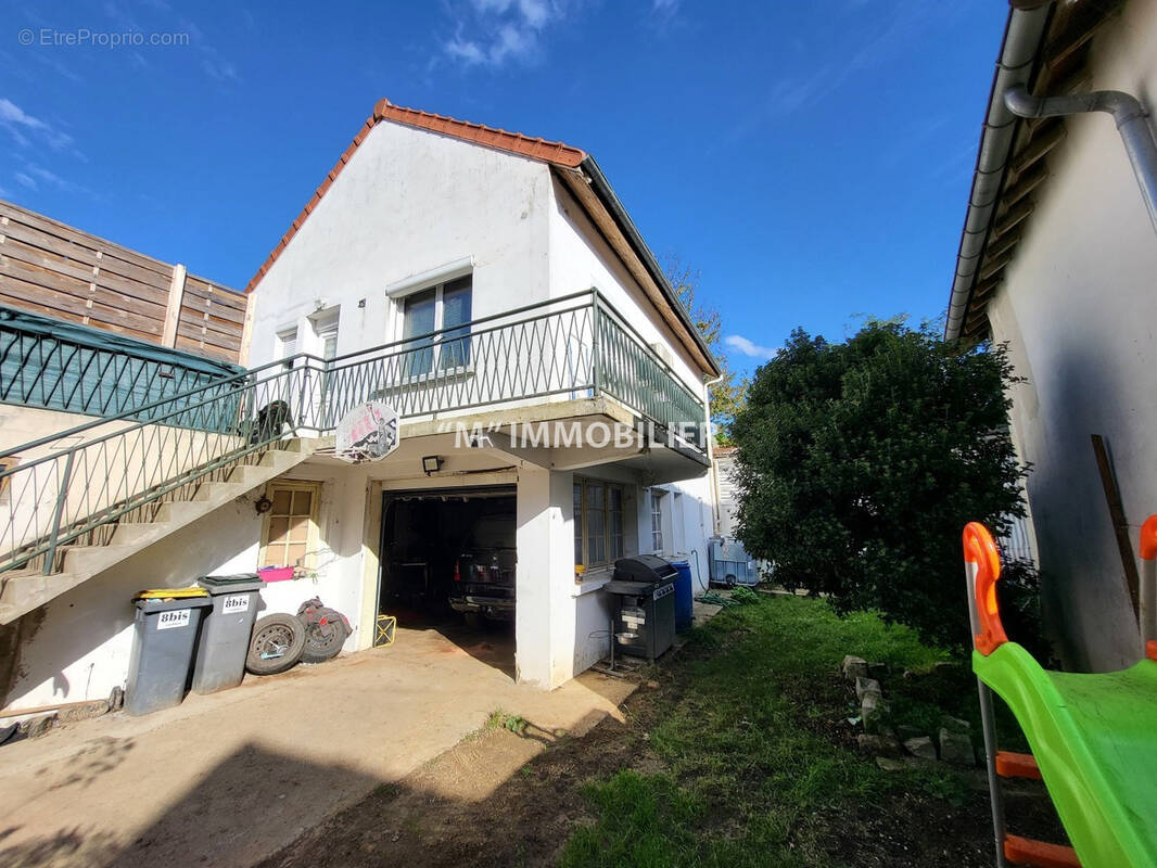 Maison à ROMENY-SUR-MARNE