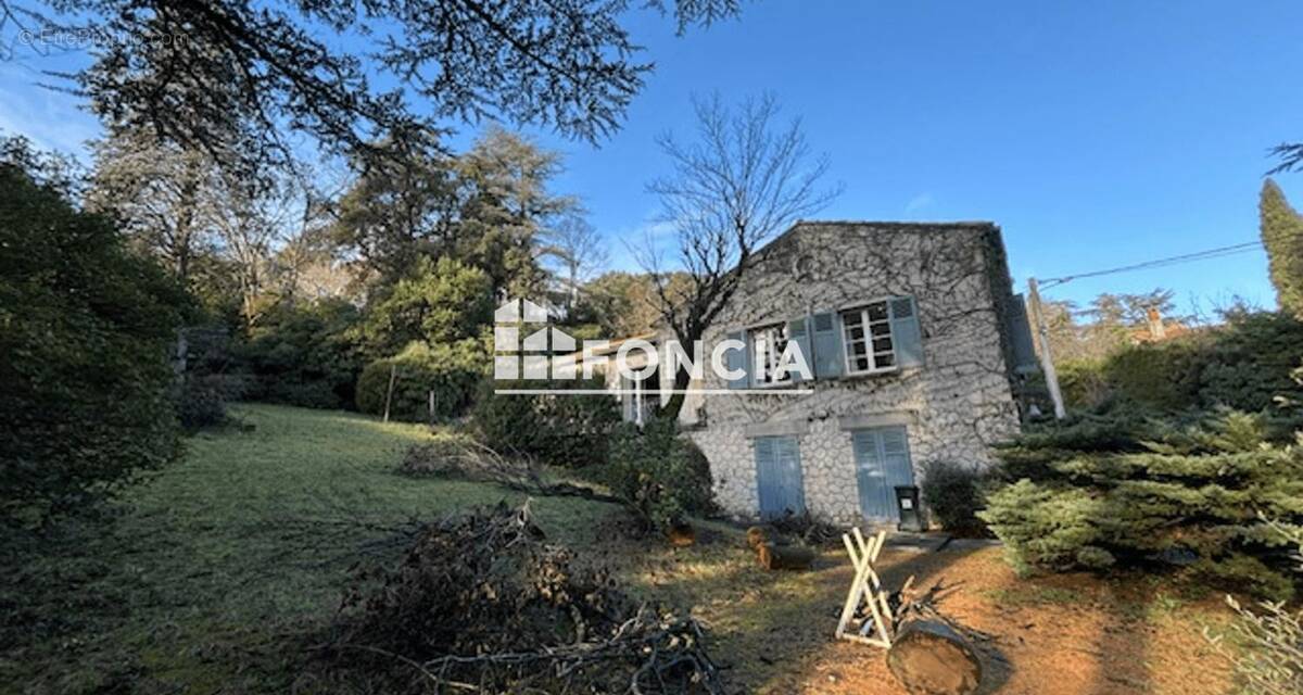 Maison à VILLENEUVE-LES-AVIGNON