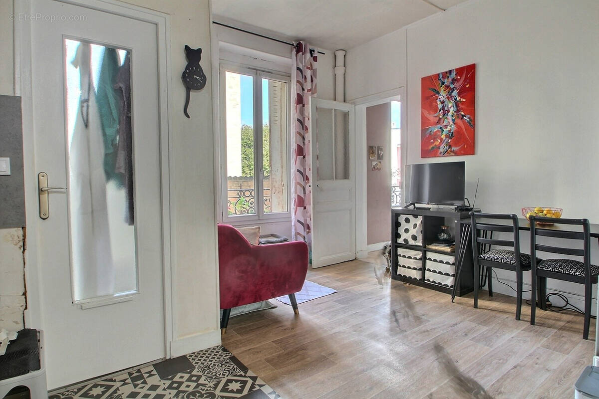 Appartement à NANTERRE