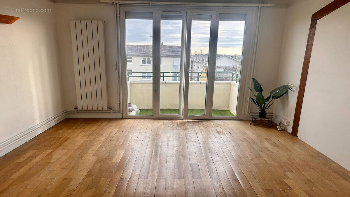 Appartement à MAISONS-LAFFITTE