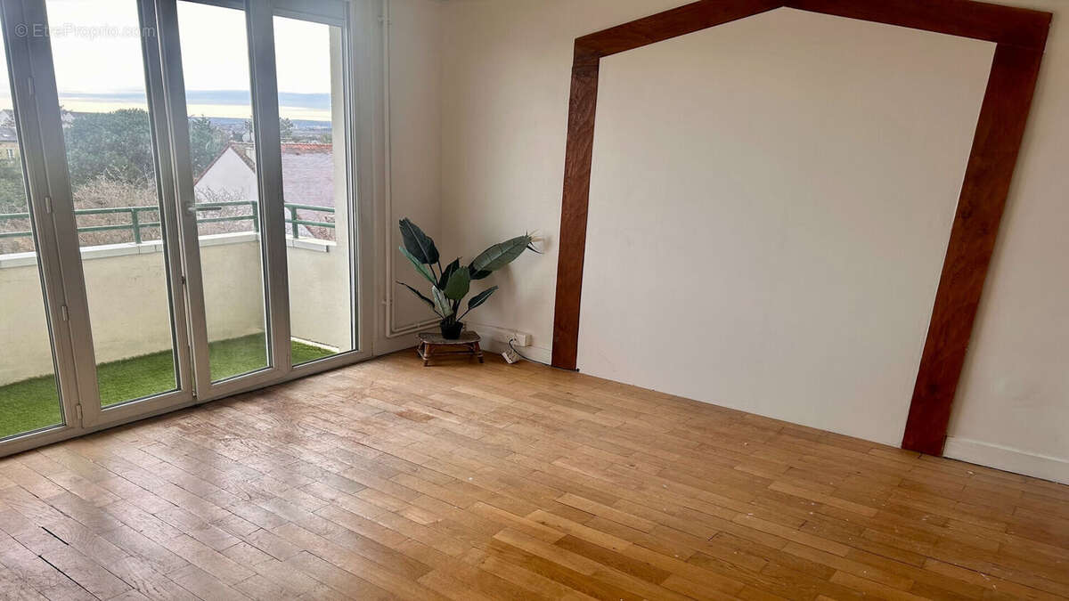 Appartement à MAISONS-LAFFITTE