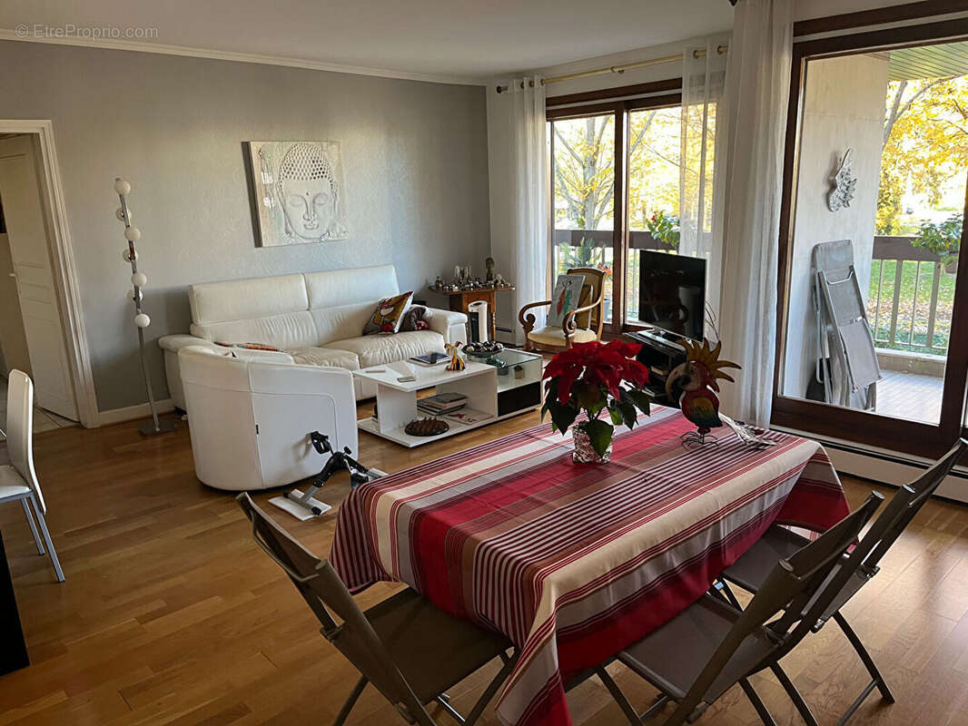 Appartement à MAISONS-LAFFITTE