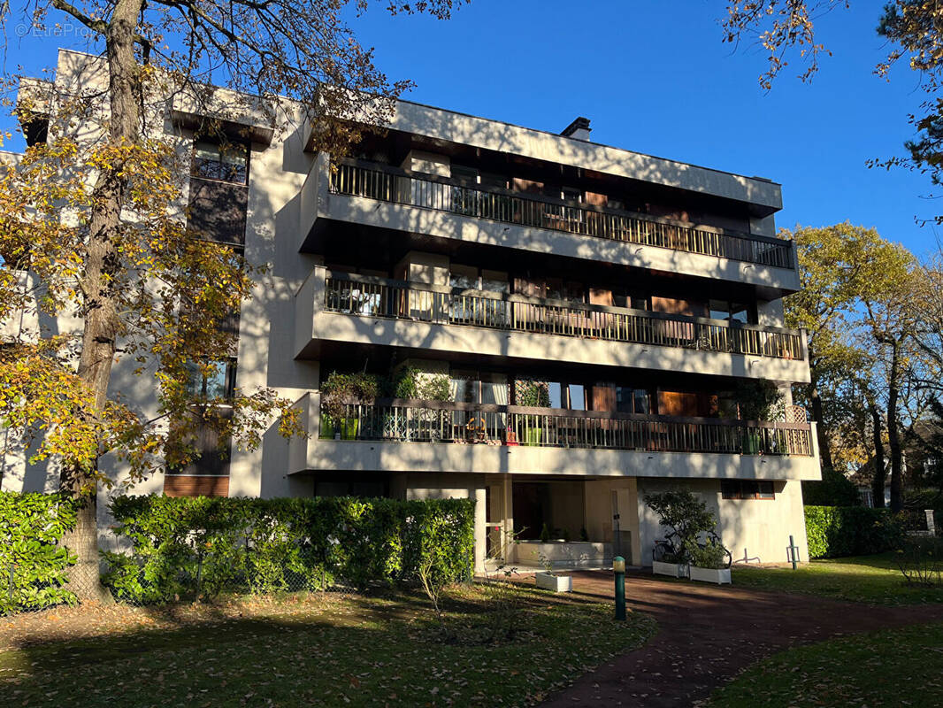 Appartement à MAISONS-LAFFITTE