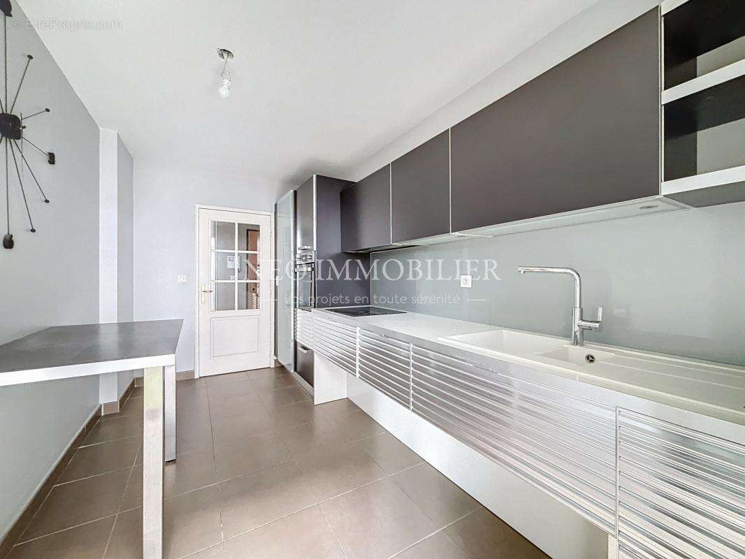 Appartement à LYON-5E