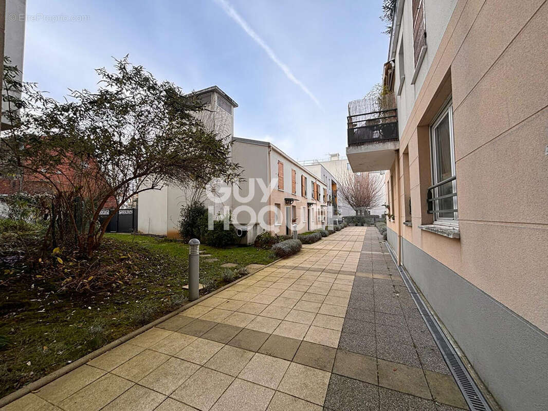 Appartement à SAINT-OUEN