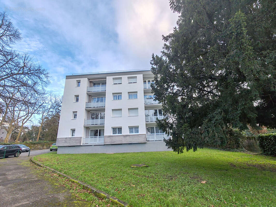 Appartement à SAINT-SEBASTIEN-SUR-LOIRE