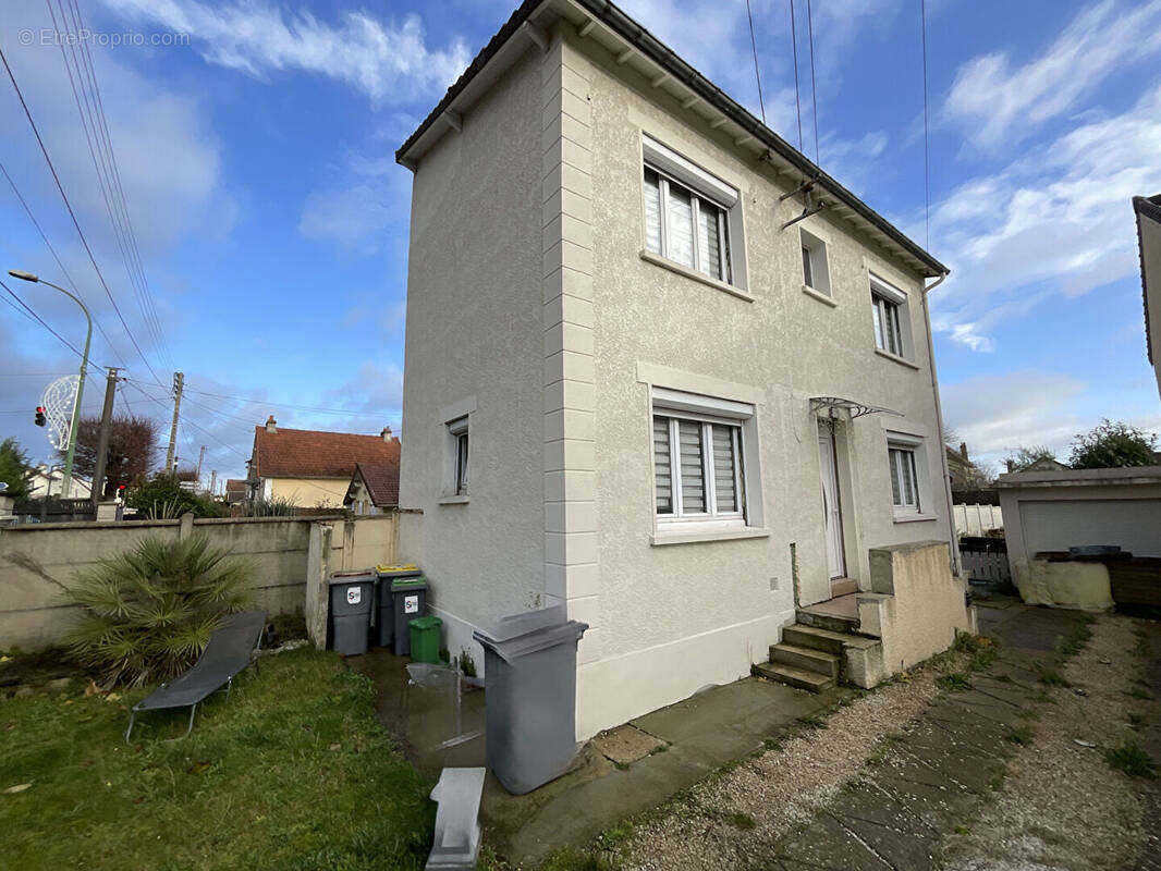 Maison à CONFLANS-SAINTE-HONORINE