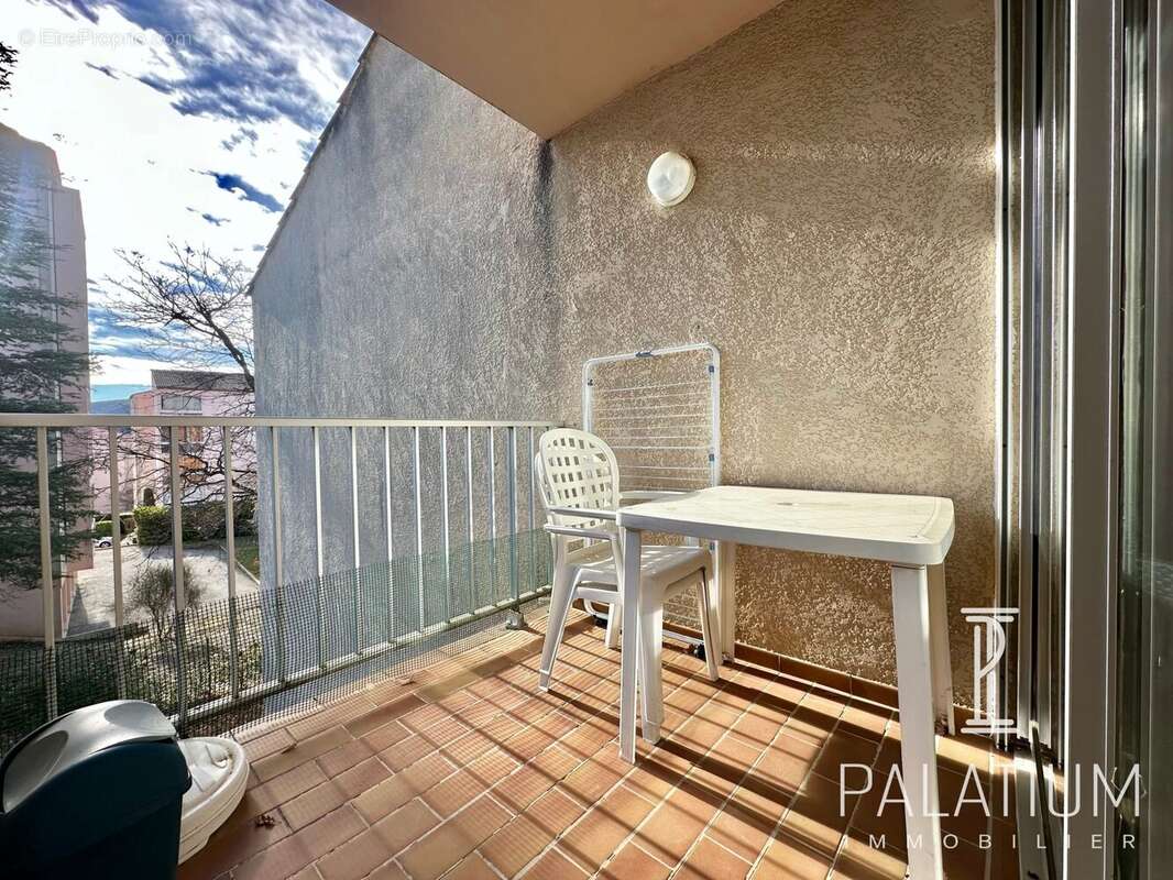 Appartement à GREOUX-LES-BAINS