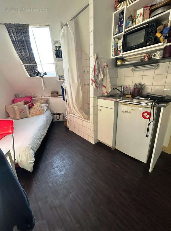 Appartement à PARIS-8E