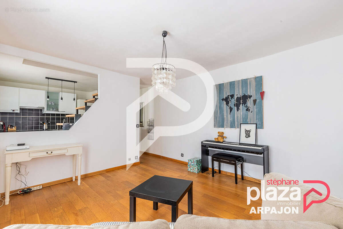 Appartement à ARPAJON