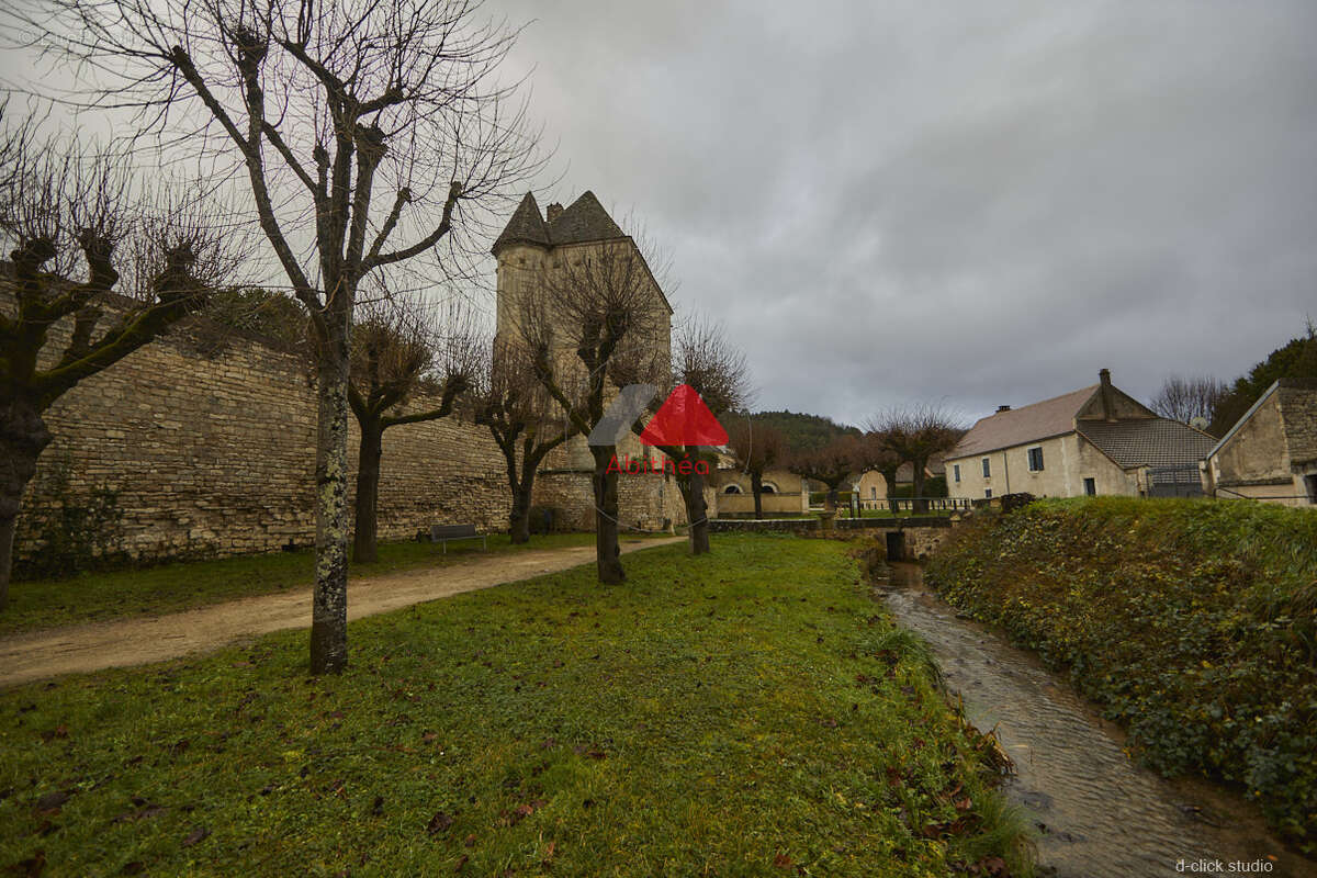 Maison à CRAVANT