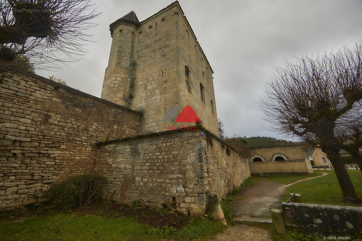 Maison à CRAVANT