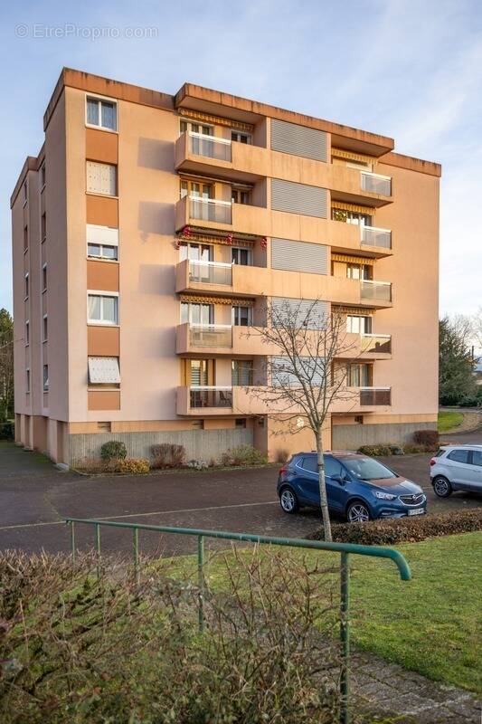 Appartement à DIGOIN