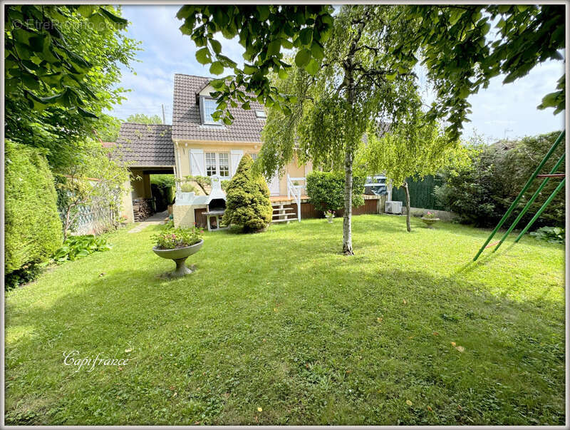 Maison à AULNAY-SOUS-BOIS