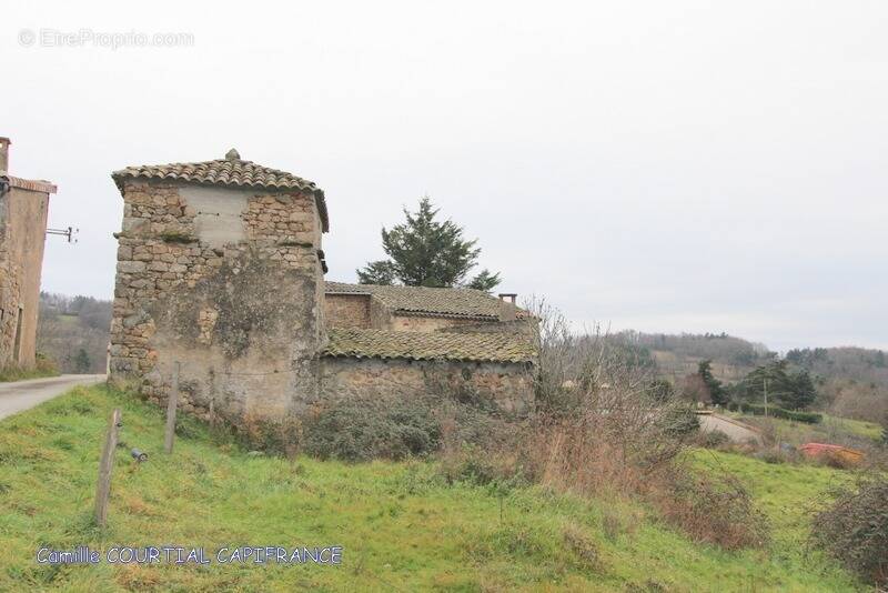 Maison à VERNOUX-EN-VIVARAIS