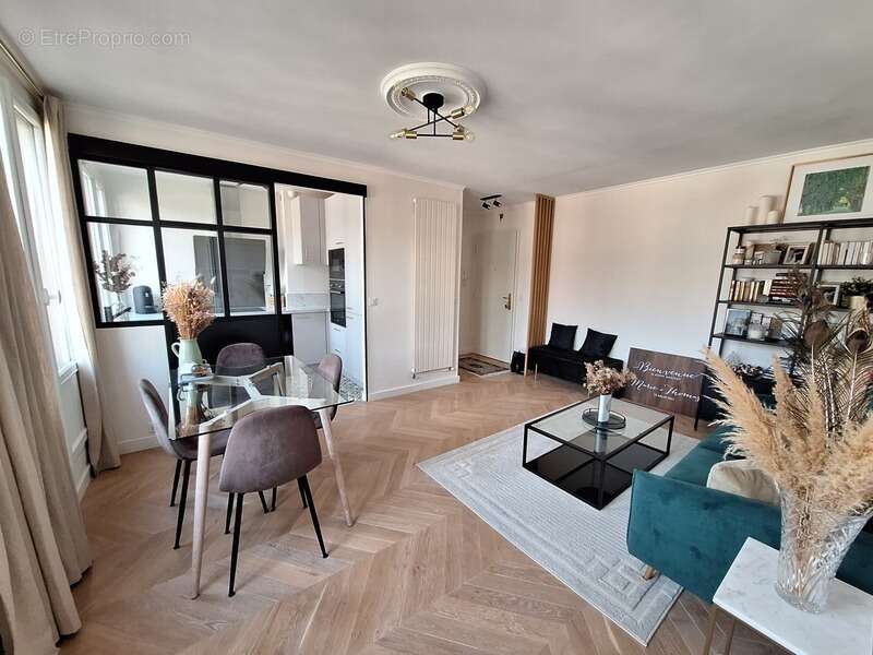 Appartement à VERSAILLES