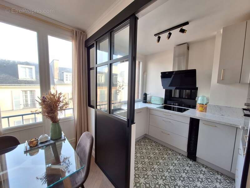 Appartement à VERSAILLES