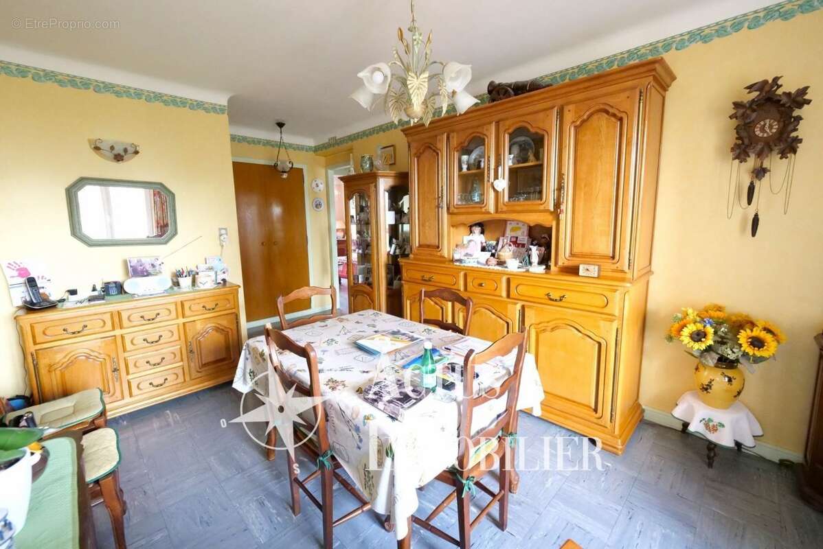 Appartement à SALON-DE-PROVENCE