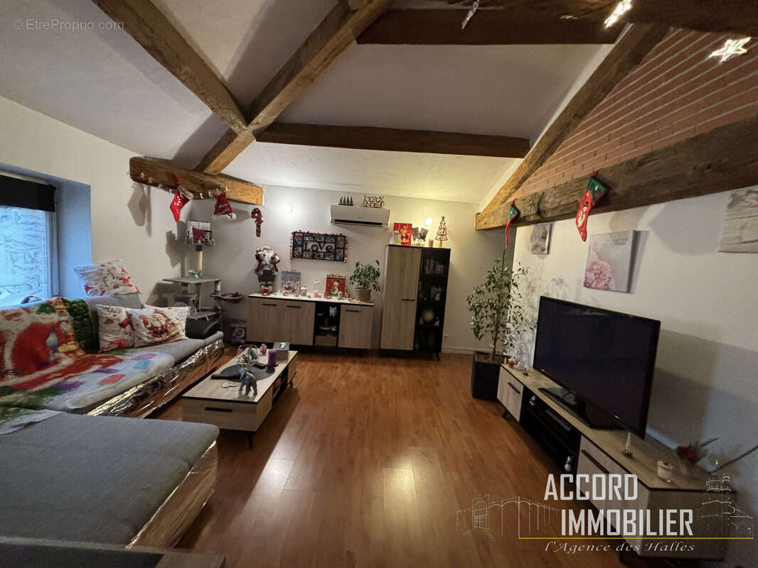 Appartement à MONTREDON-DES-CORBIERES