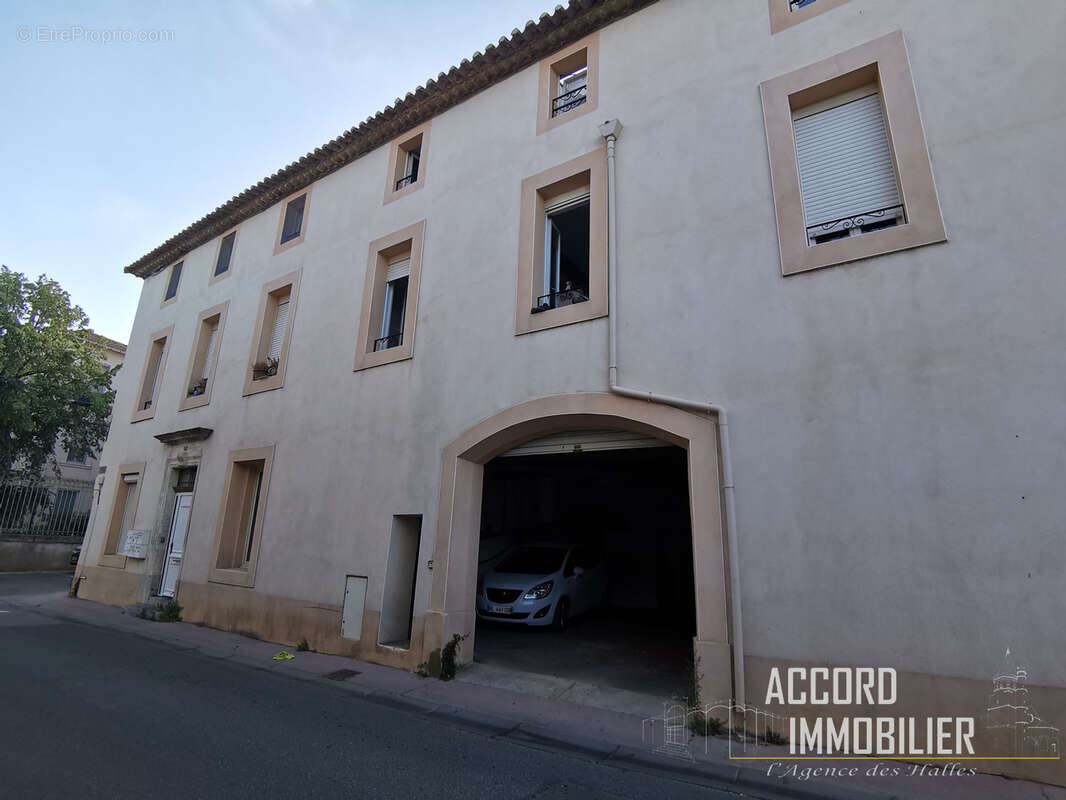 Appartement à MONTREDON-DES-CORBIERES