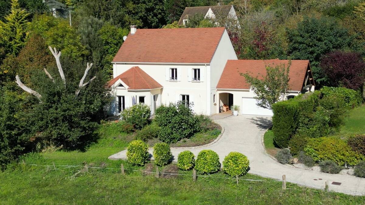 Maison à JOUARS-PONTCHARTRAIN