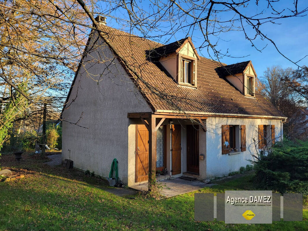 Maison à SAINTE-MESME