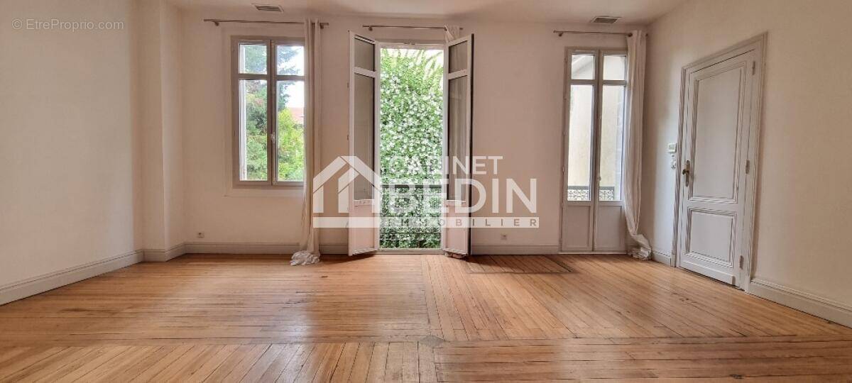 Appartement à BORDEAUX