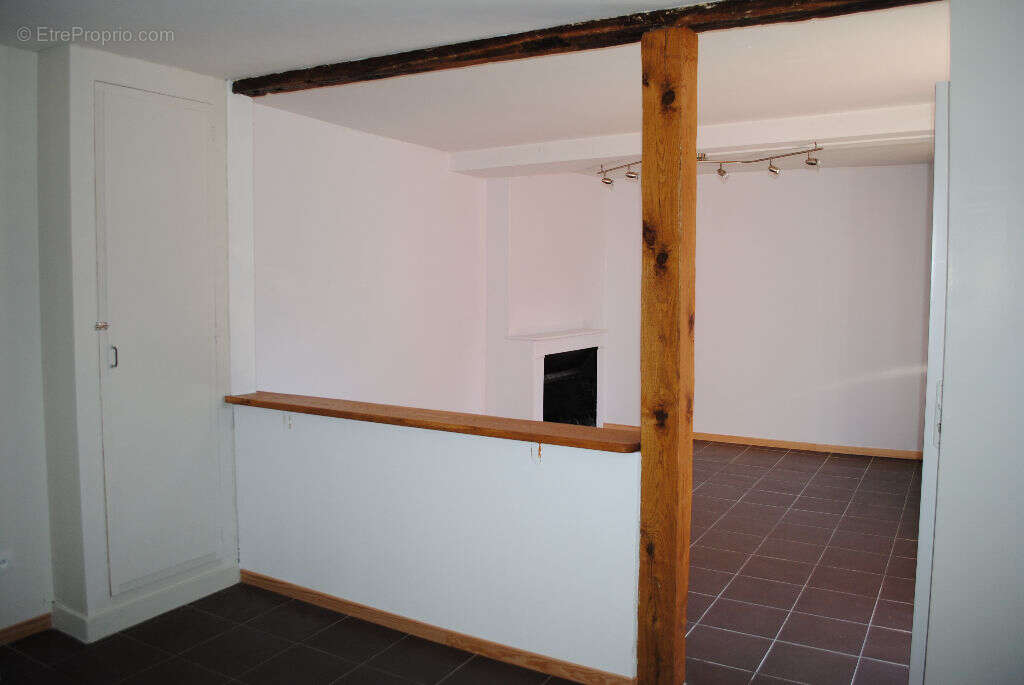 Appartement à SAINT-FARGEAU