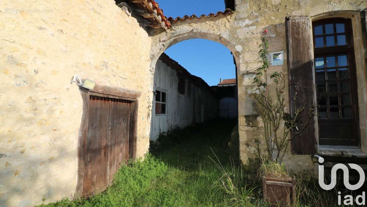 Photo 3 - Appartement à ROQUEFORT