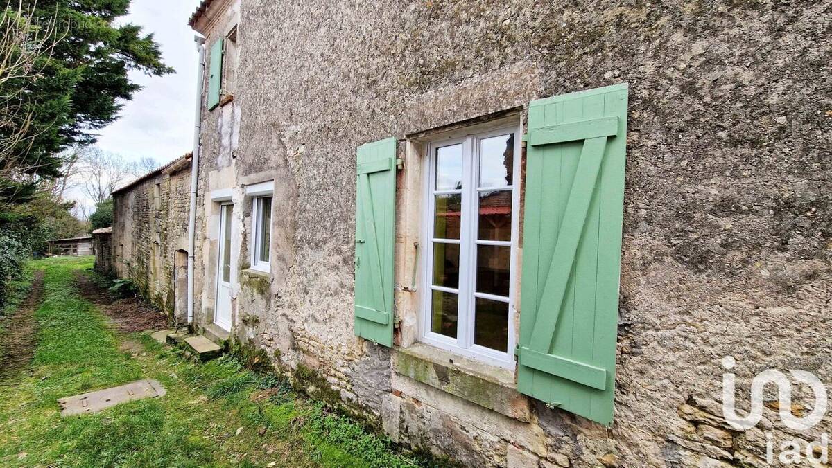 Photo 1 - Maison à LA TAILLEE