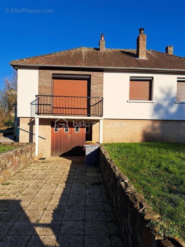 Maison à SAINT-JACQUES-SUR-DARNETAL