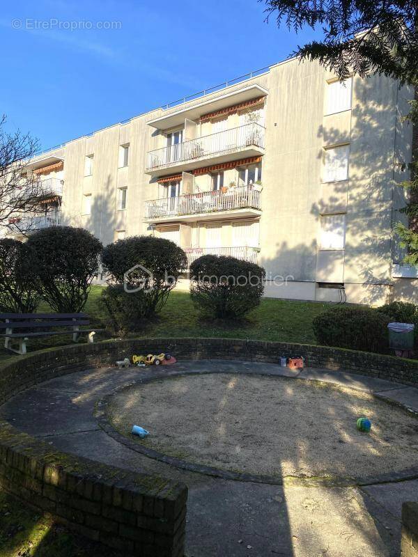 Appartement à SAINT-CYR-L&#039;ECOLE