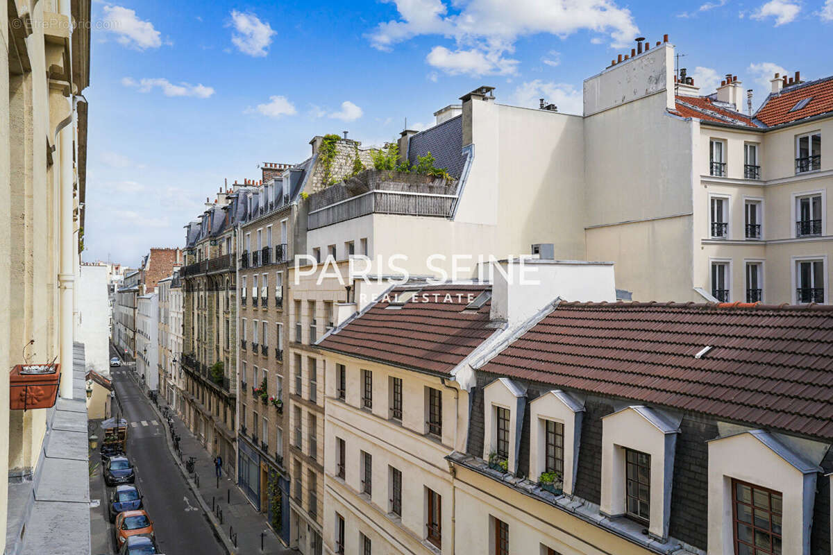 Appartement à PARIS-7E