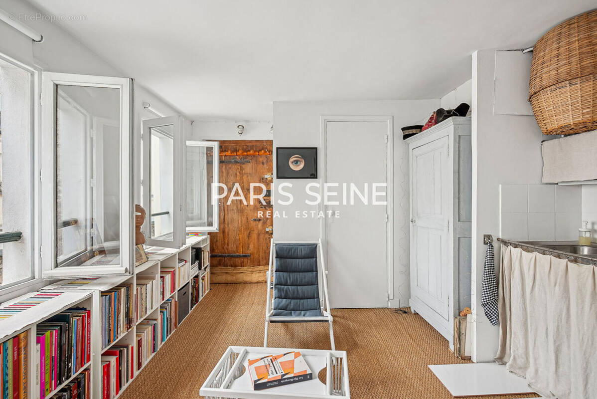 Appartement à PARIS-6E