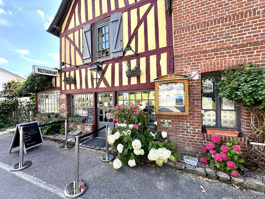 Maison à LE BEC-HELLOUIN