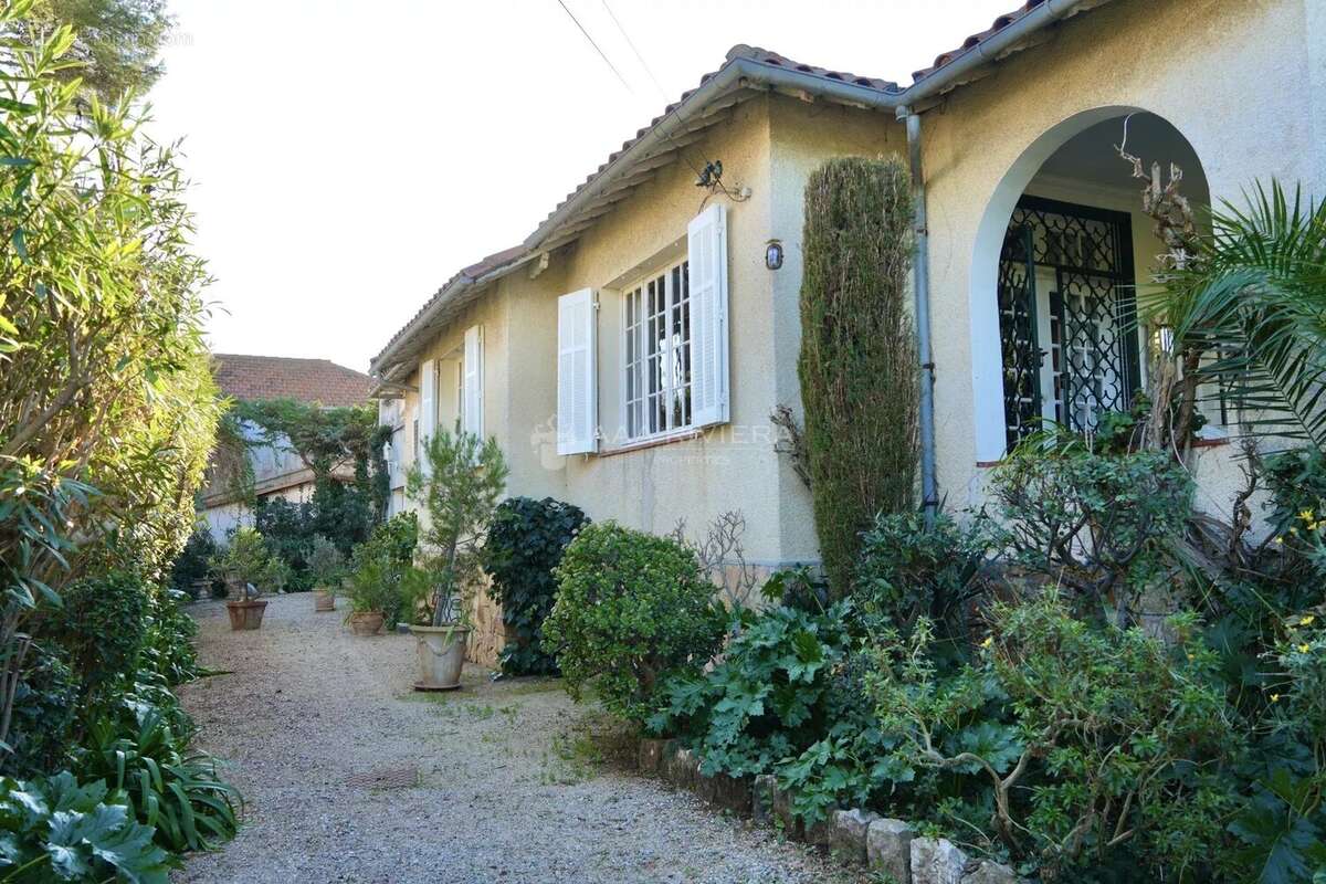 Maison à ANTIBES