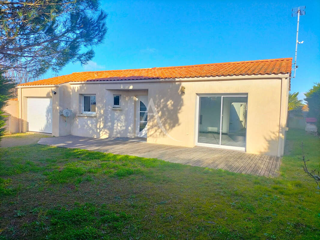 Maison à BEAUVOIR-SUR-MER