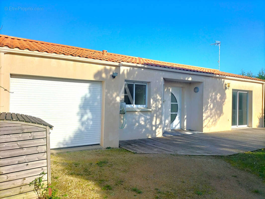 Maison à BEAUVOIR-SUR-MER