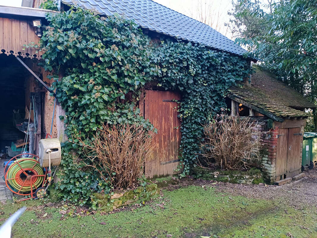 Maison à MERU