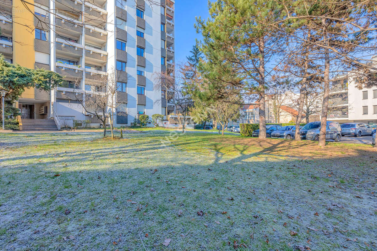 Appartement à VILLEURBANNE