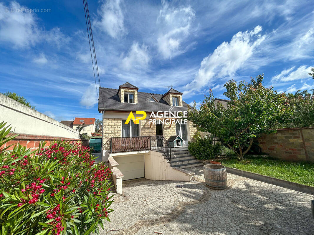 Maison à BEZONS