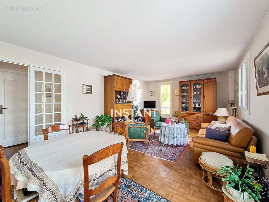 Appartement à MAISONS-ALFORT