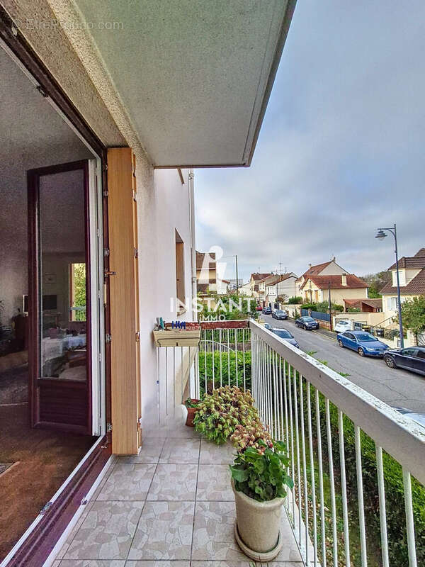 Appartement à MAISONS-ALFORT