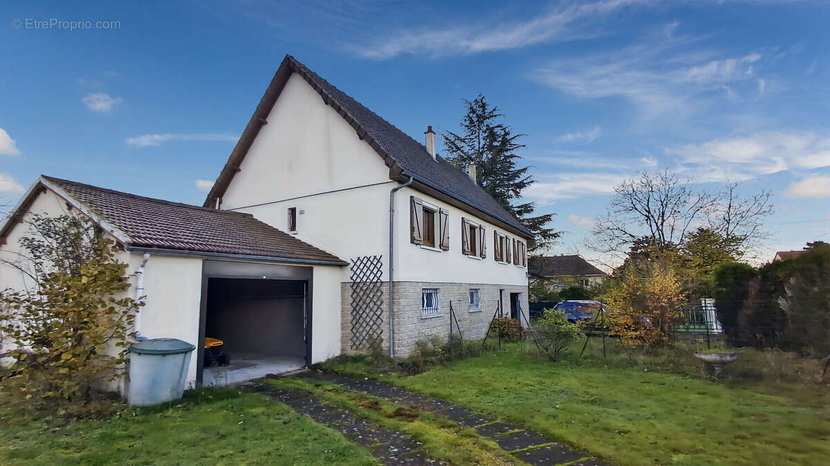 Maison à LAILLY-EN-VAL