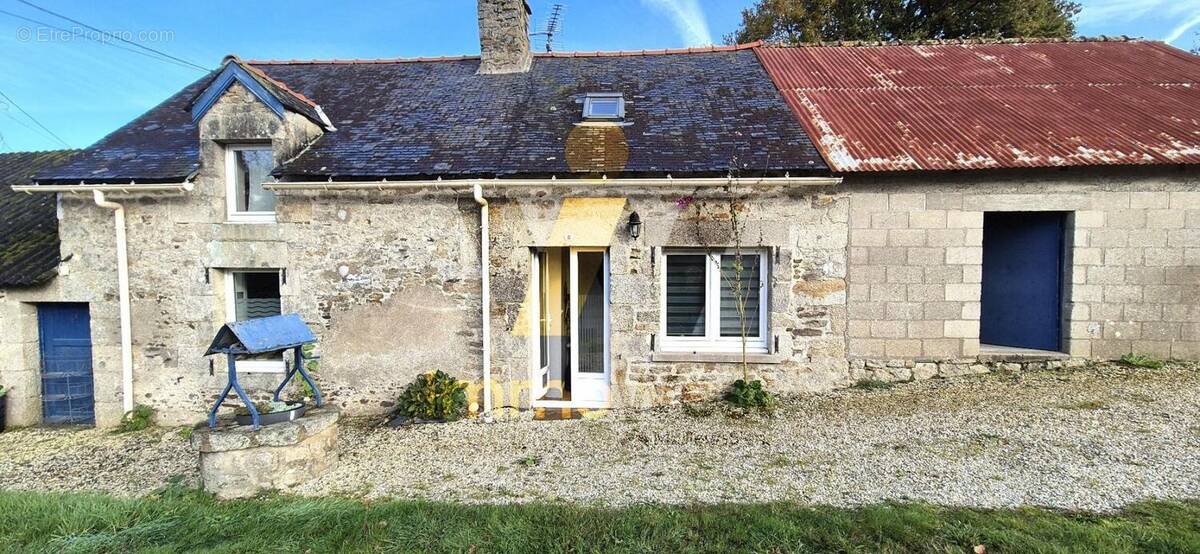 Maison à NOYAL-PONTIVY