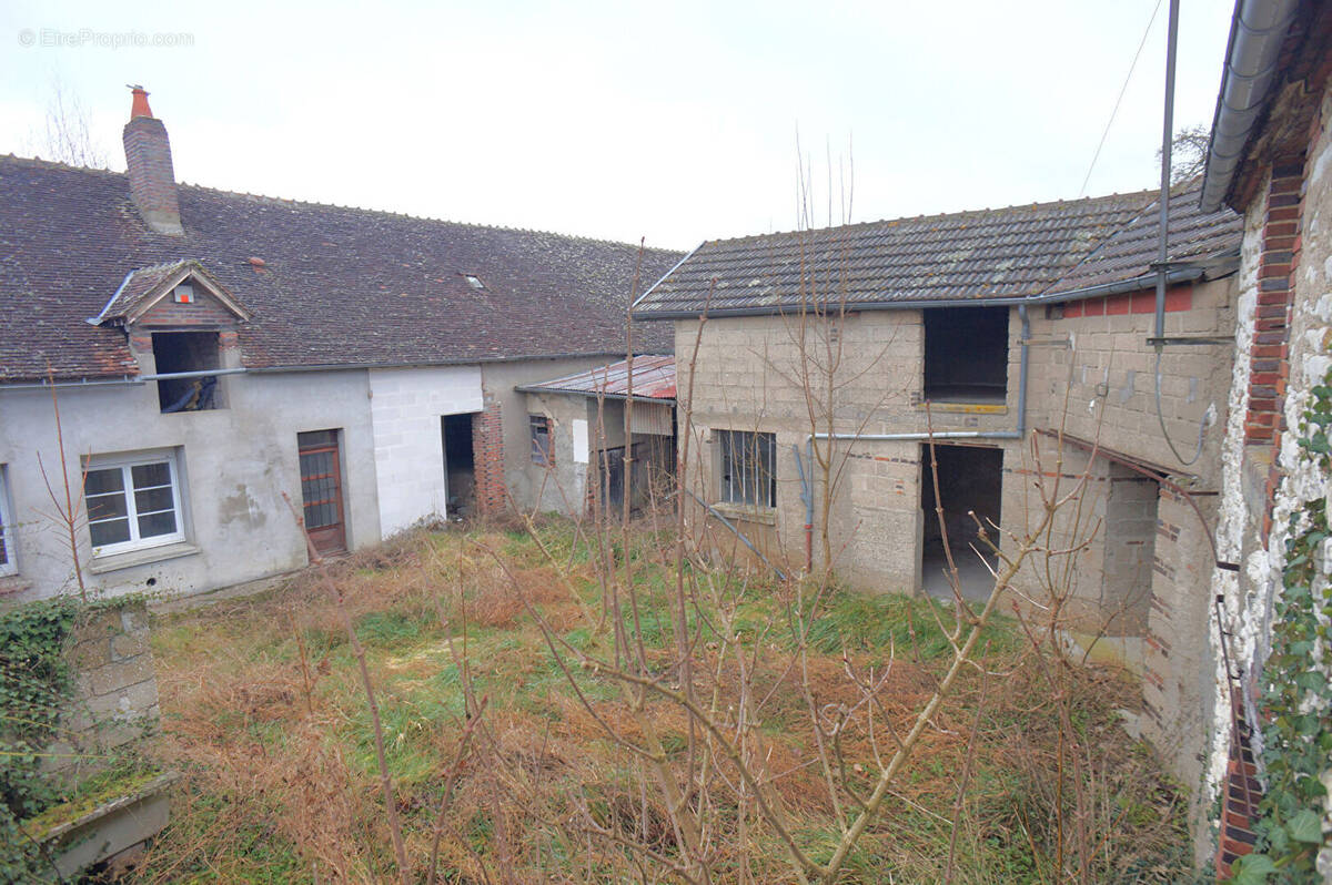 Maison à CHAMVRES