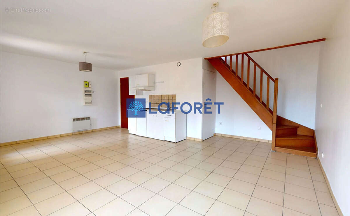 Appartement à SAVIGNY-SUR-ORGE