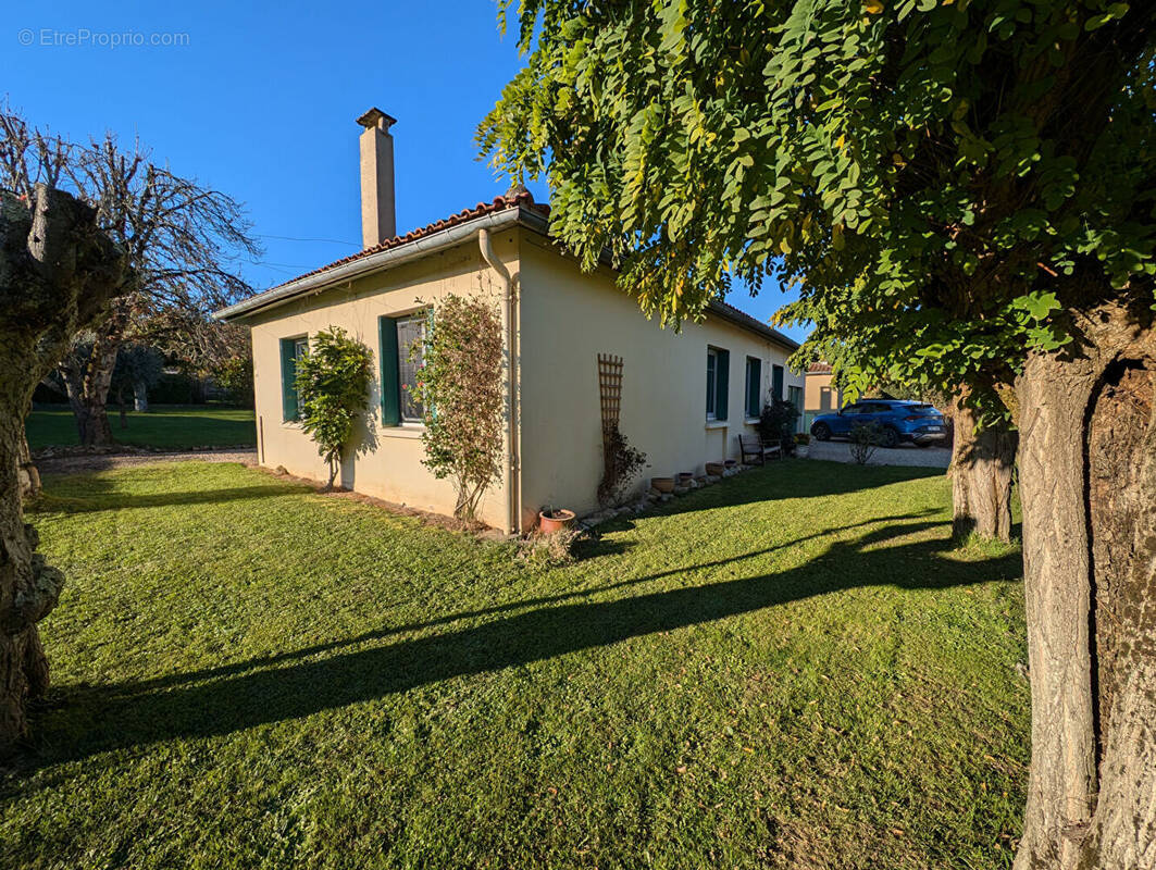 Maison à VAREN