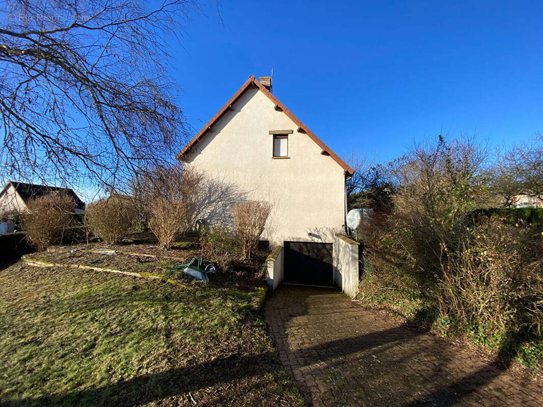 Maison à PACY-SUR-EURE